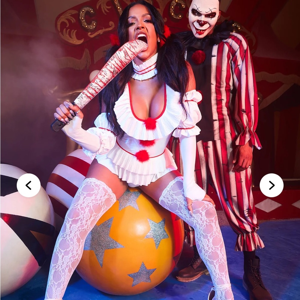 Fashion Nova Sexy Pennywise IT Halloween - Let's Play Game 5 Piece Costume Set